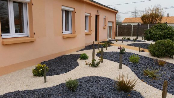 massif deco paysagiste Bouaye 44 Barreau Paysage